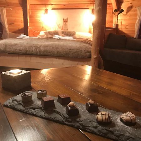 Vestvatn - Arctic Cabins Brekke  ภายนอก รูปภาพ