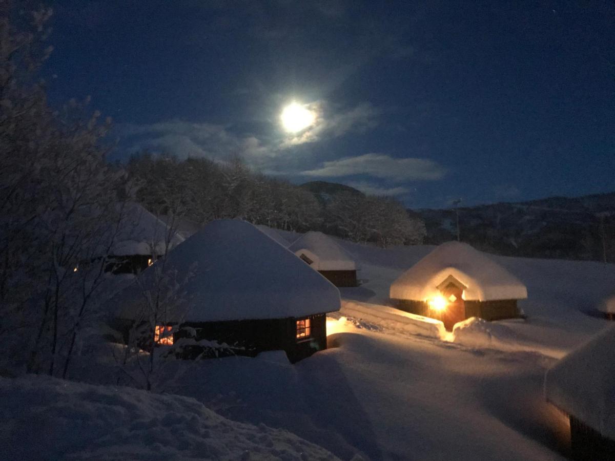 Vestvatn - Arctic Cabins Brekke  ภายนอก รูปภาพ